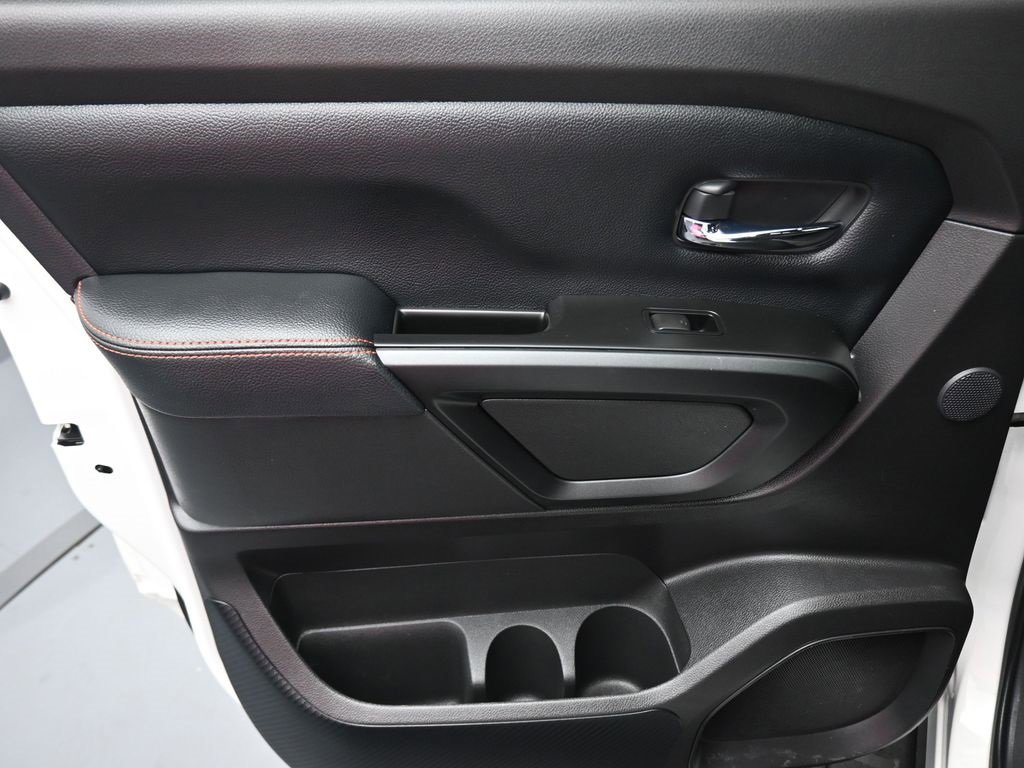 Used 2023 Nissan Titan PRO-4X w/ Pro-4x Convenience Package image 37