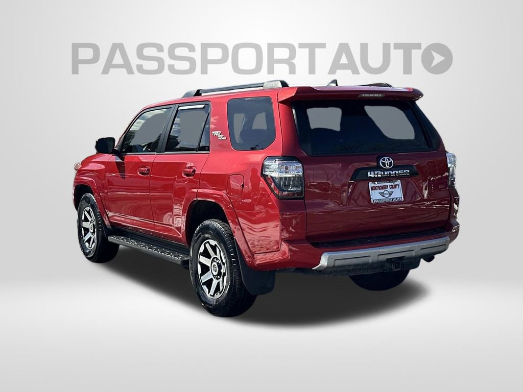 Used 2024 Toyota 4Runner TRD Off-Road AWD/4WD image 2