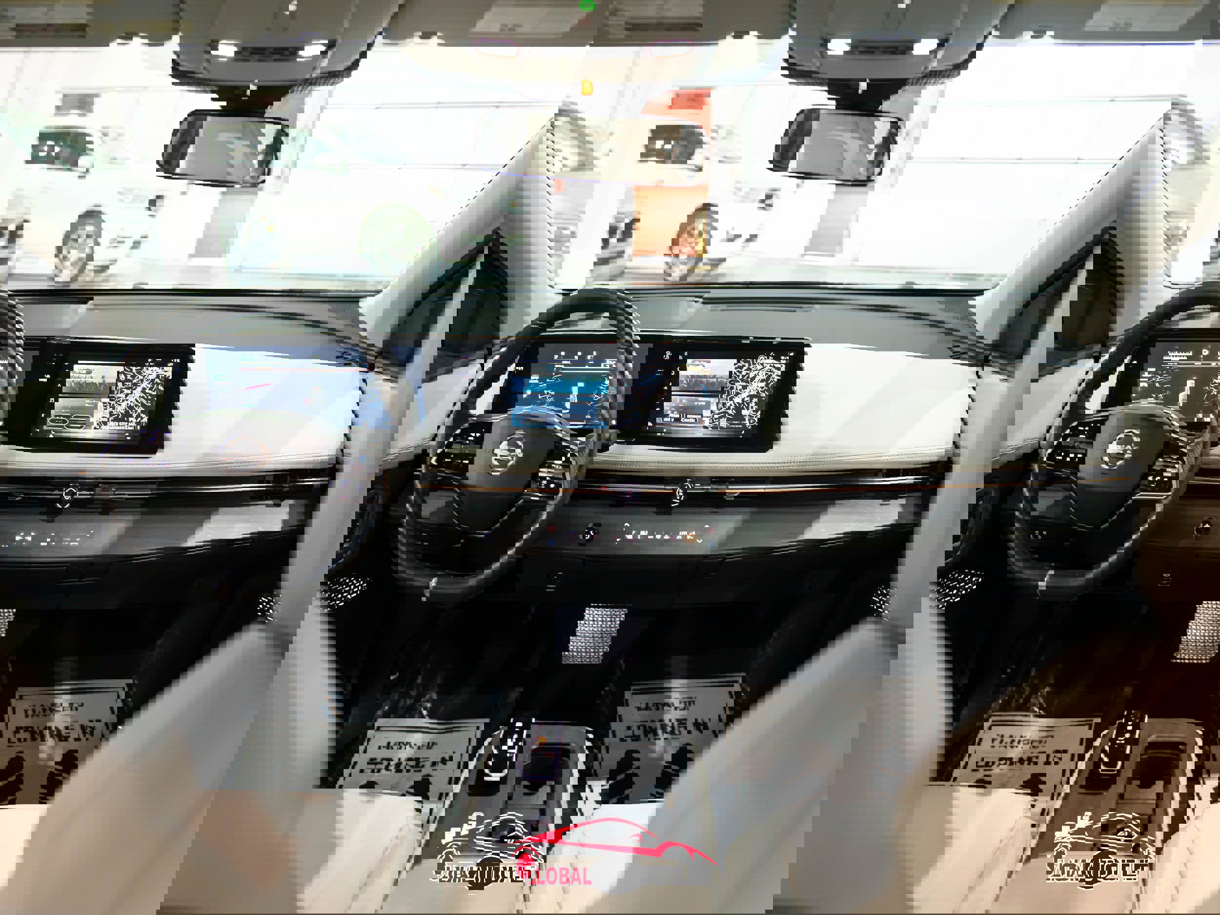 Used 2023 Nissan Ariya FWD image 14