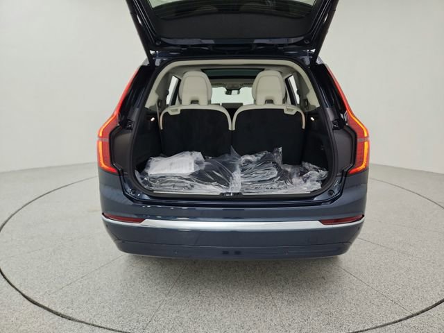 New 2026 Volvo XC90 B6 Ultra w/ Protection Package image 15