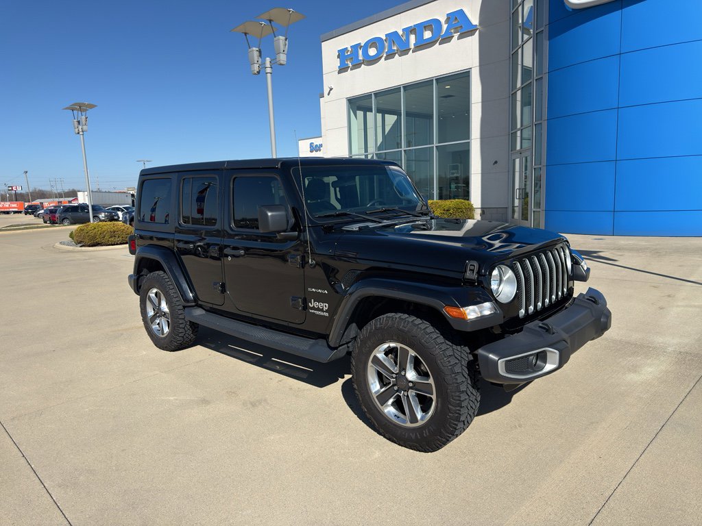 Used 2019 Jeep Wrangler Unlimited Sahara image 3