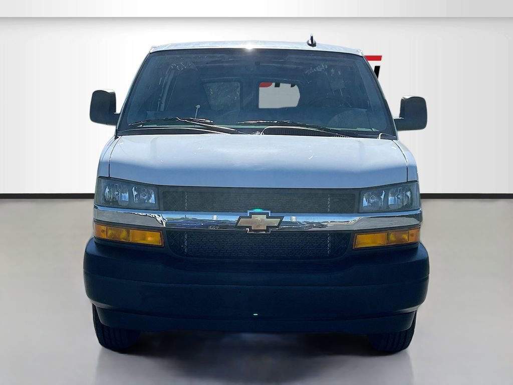 Used 2024 Chevrolet Express 2500 w/ Driver Convenience Package RWD image 2