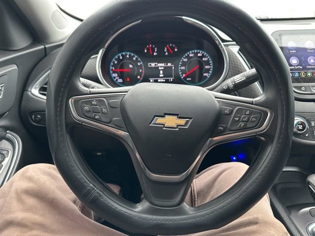 Used 2021 Chevrolet Malibu LT image 35