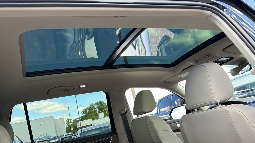 New 2026 Volkswagen Atlas SEL AWD/4WD image 10