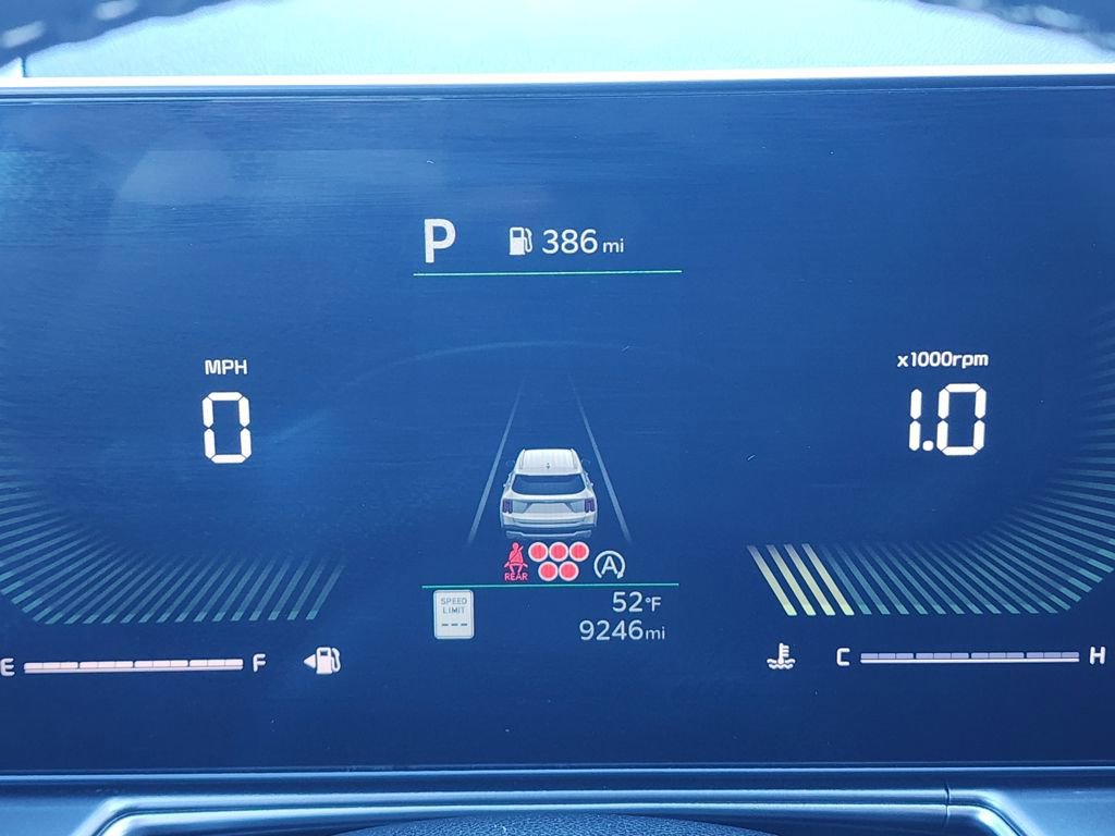 Used 2025 Kia Sorento S image 24