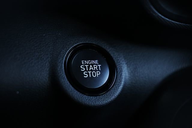 Used 2024 Hyundai Venue Limited image 33