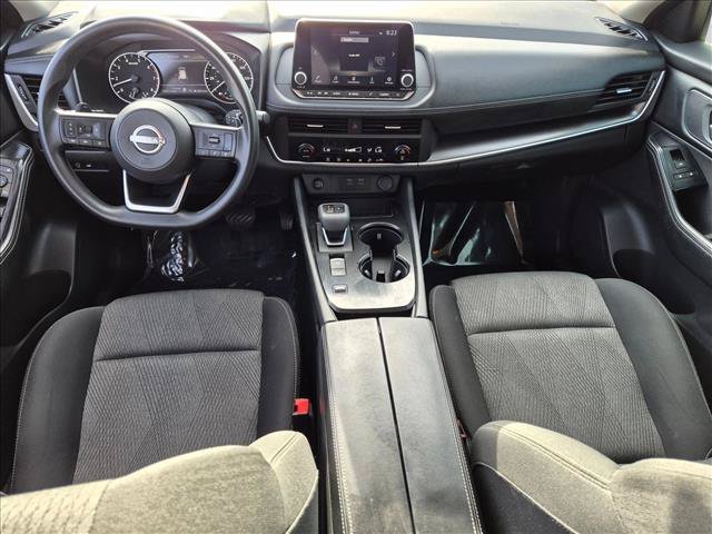 Used 2024 Nissan Rogue SV FWD image 17