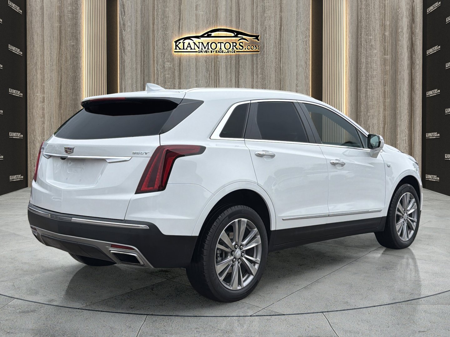 Used 2024 Cadillac XT5 Premium Luxury image 7