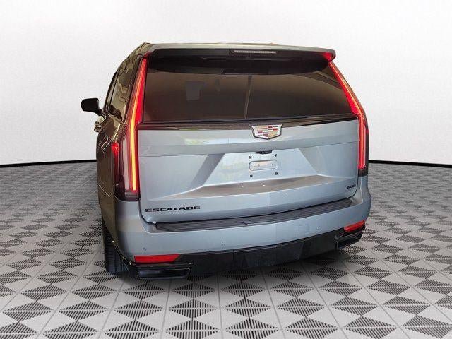 Certified 2023 Cadillac Escalade ESV Sport w/ LPO, ONYX Package AWD/4WD image 4