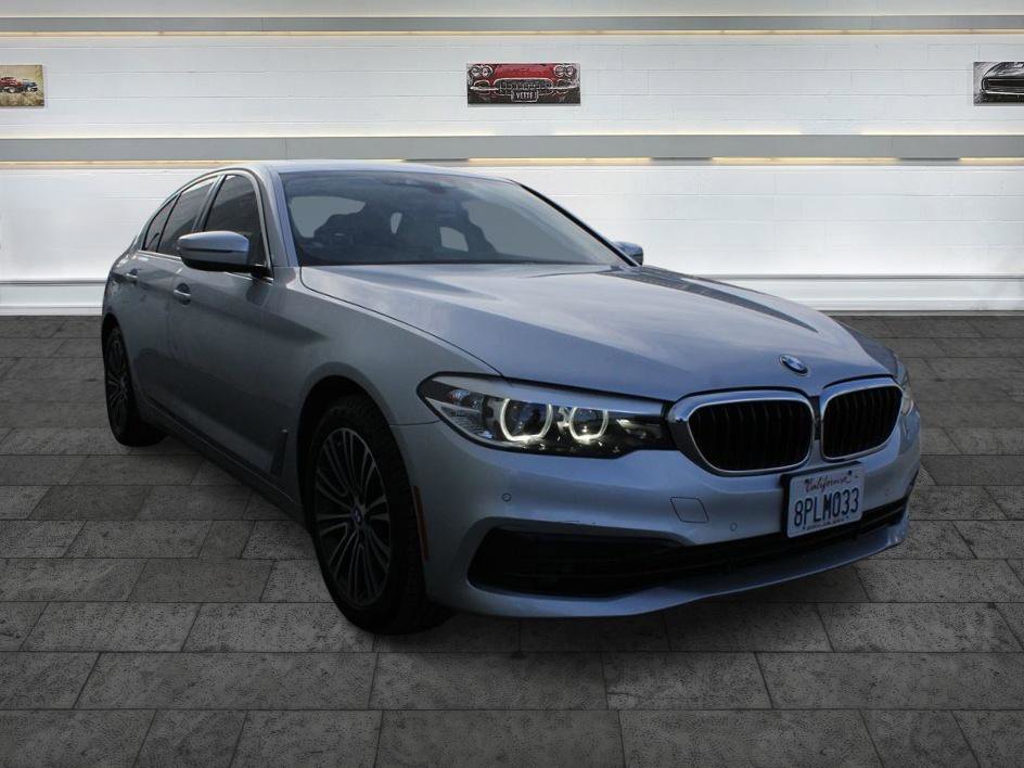Used 2020 BMW 530i w/ Convenience Package RWD image 1