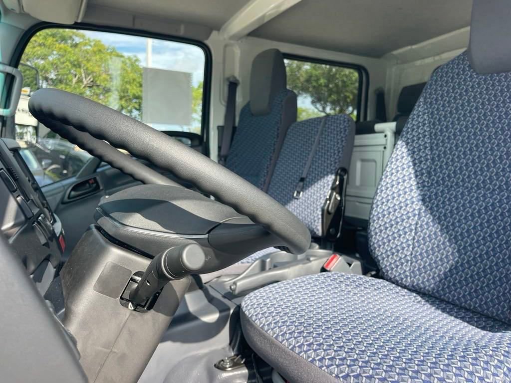 New 2024 Chevrolet Low Cab Forward image 6