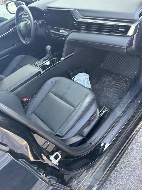 Used 2025 Toyota Camry XSE w/ Premium Package image 17