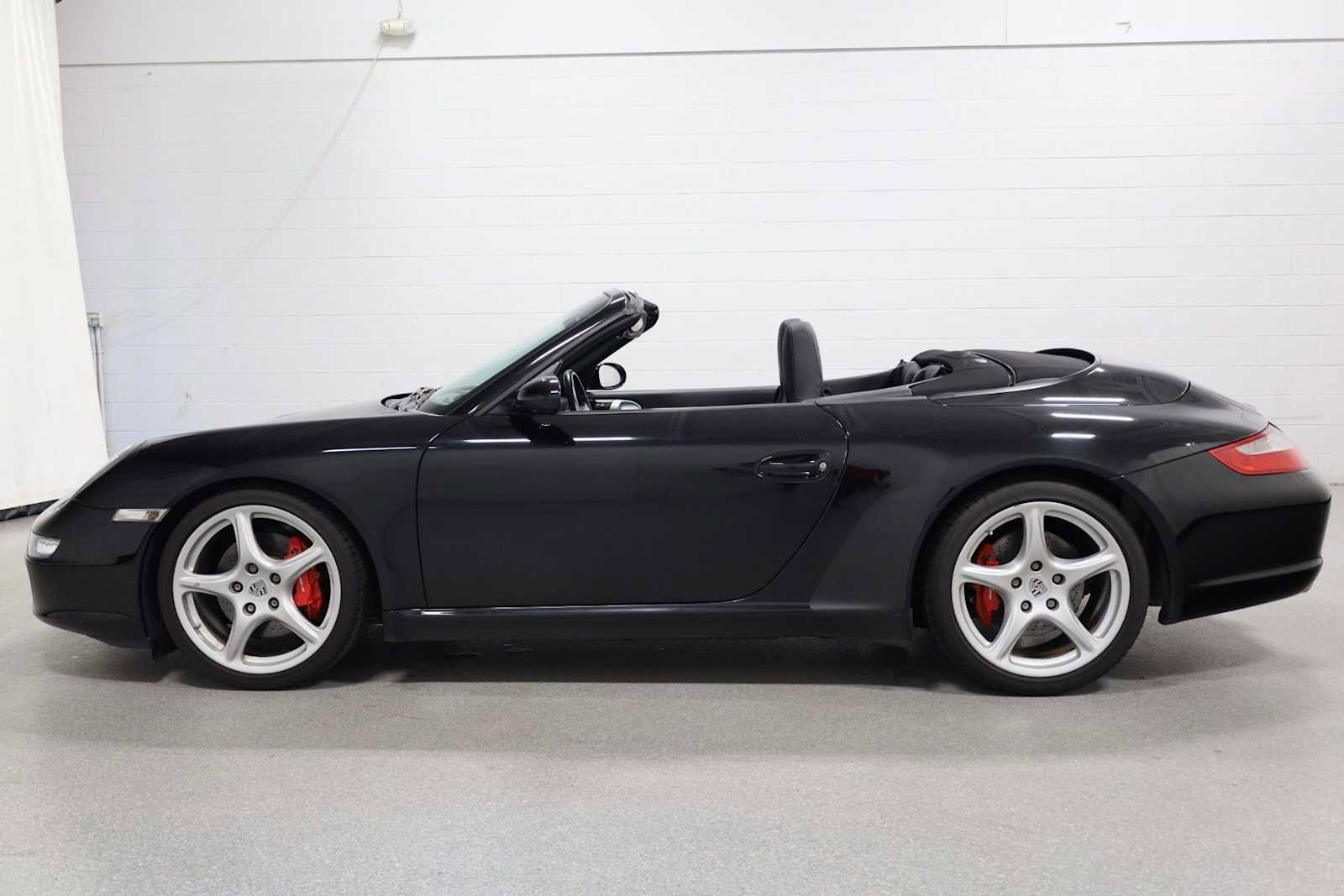 Used 2007 Porsche 911 Carrera S image 2