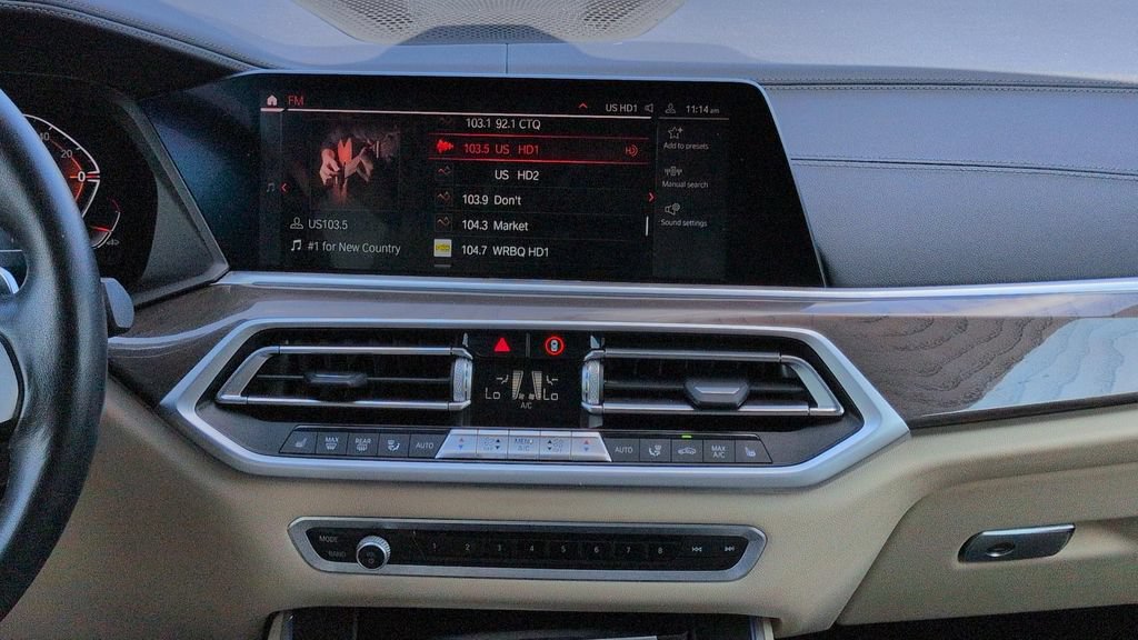 Used 2022 BMW X5 xDrive40i w/ Premium Package AWD/4WD image 14