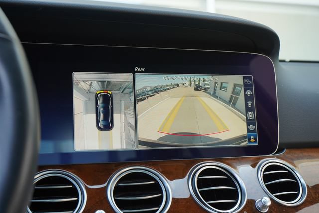 Used 2019 Mercedes-Benz E 300 image 21