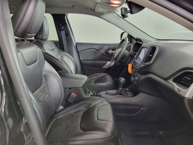 Used 2022 Jeep Cherokee Latitude AWD/4WD image 18