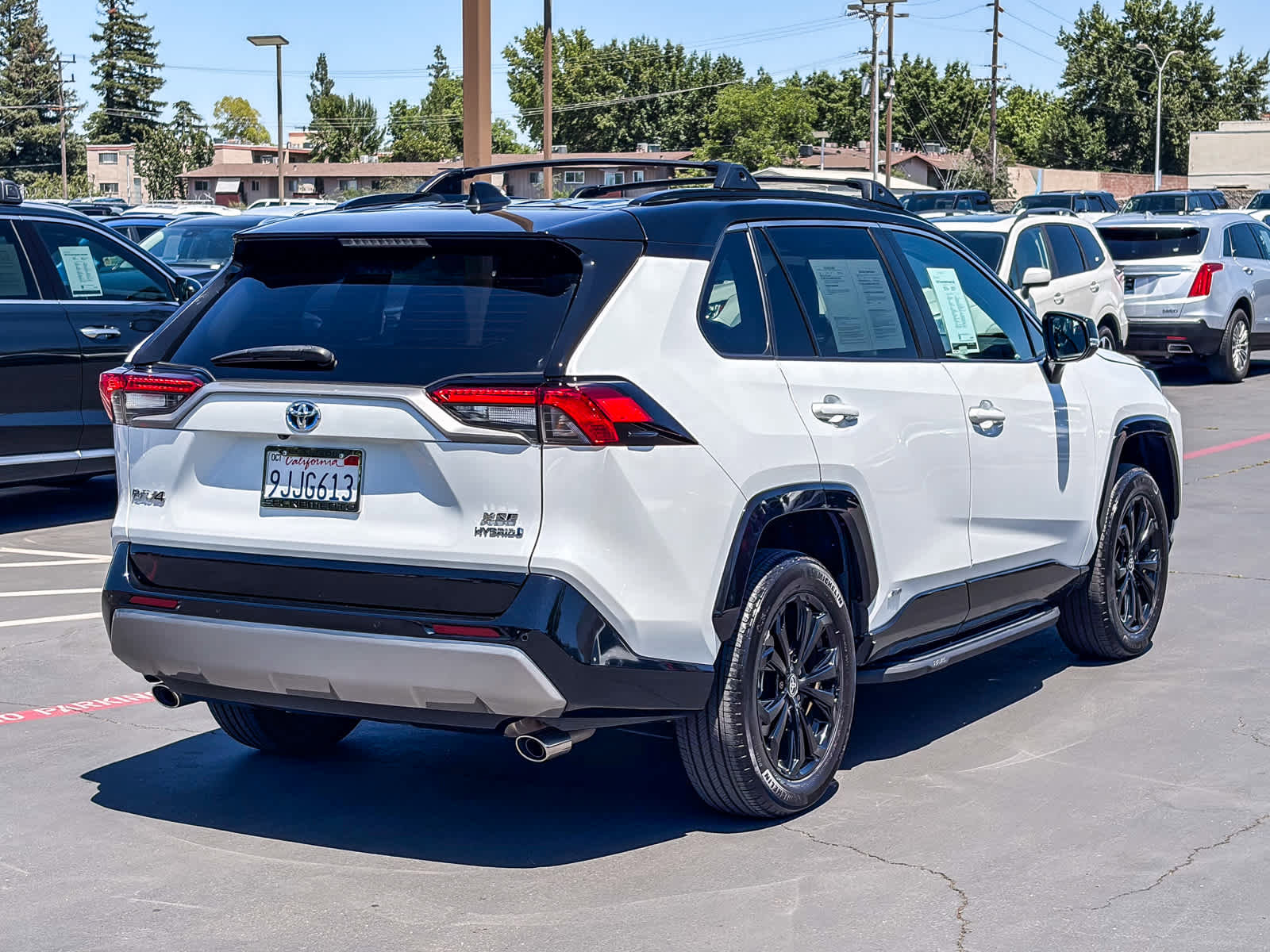 Used 2023 Toyota RAV4 XSE AWD/4WD image 4