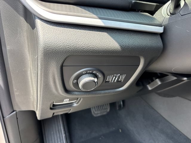New 2026 Jeep Grand Cherokee Laredo X AWD/4WD image 17