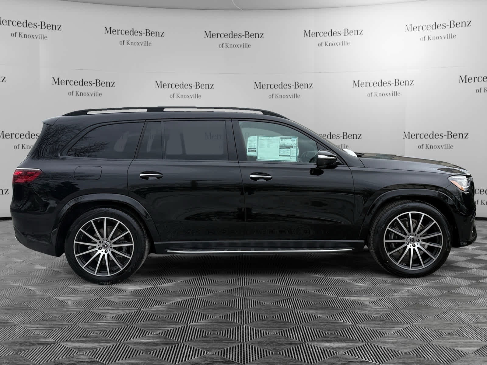 New 2026 Mercedes-Benz GLS 450 4MATIC image 6