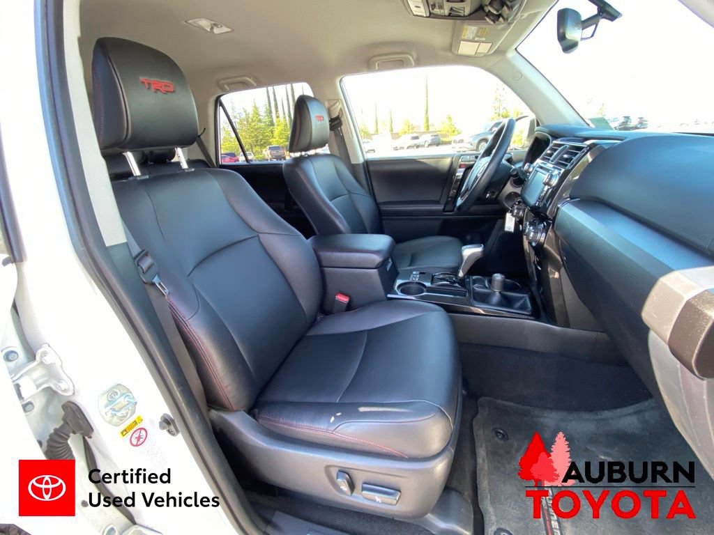 Certified 2017 Toyota 4Runner TRD Off-Road Premium AWD/4WD image 17