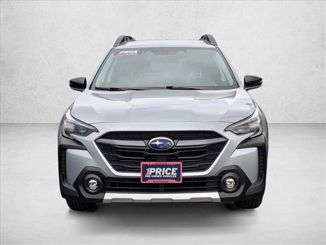 Used 2025 Subaru Outback Limited AWD/4WD image 3