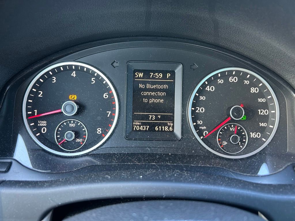 Used 2012 Volkswagen Tiguan SE FWD image 23