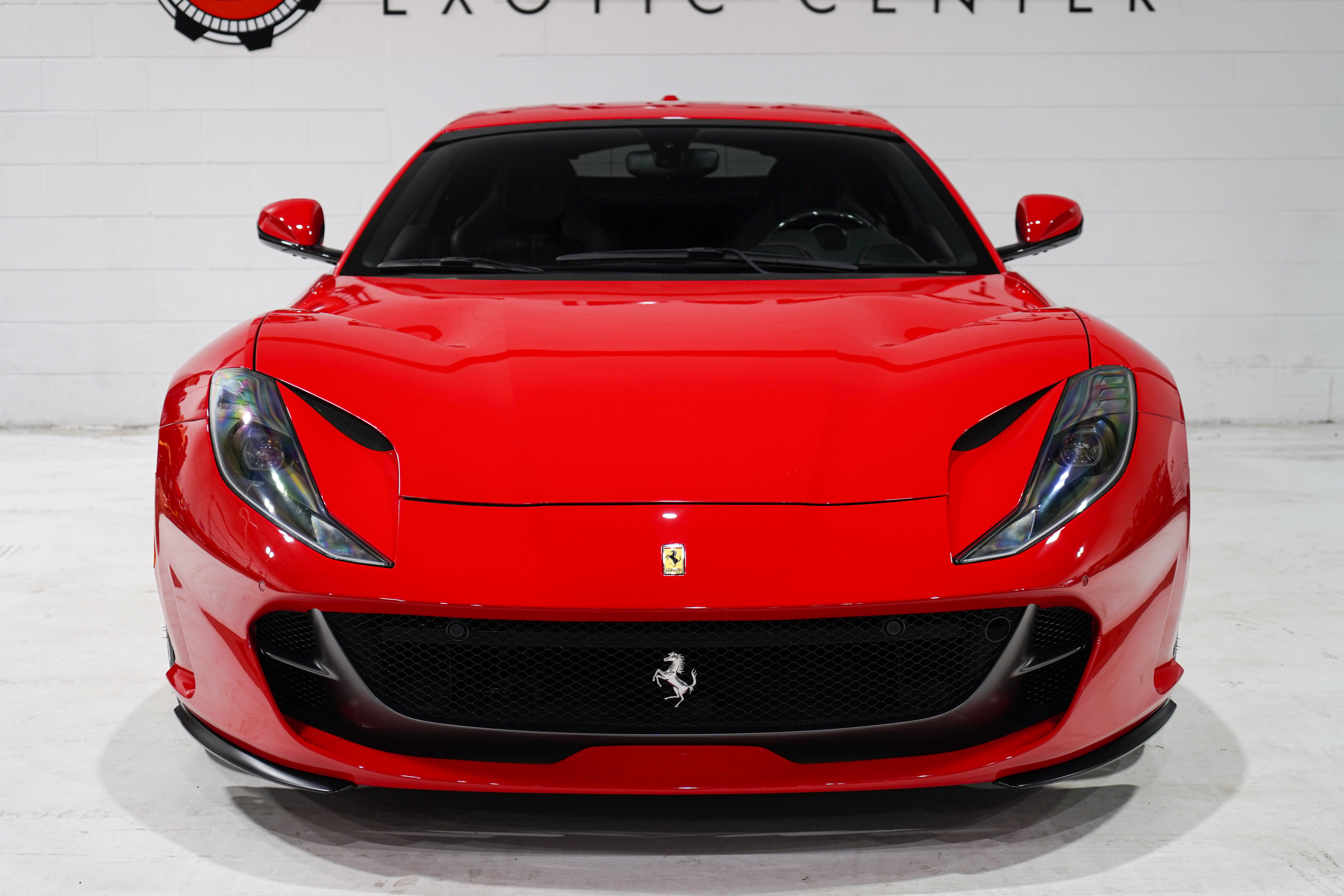 Used 2019 Ferrari 812 Superfast RWD image 5