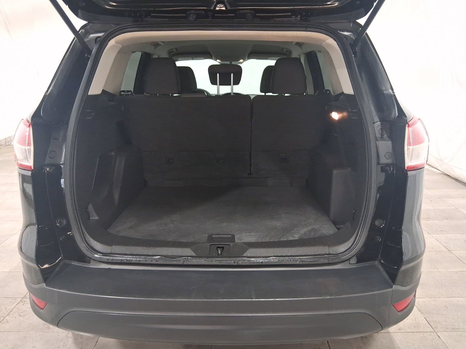 Used 2016 Ford Escape S FWD image 29