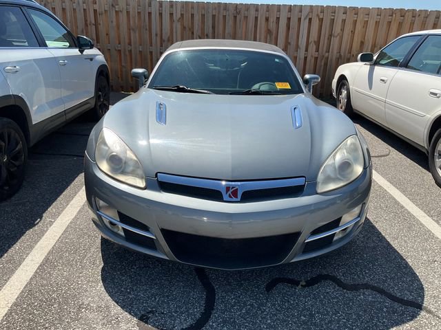 Used 2007 Saturn Sky image 2