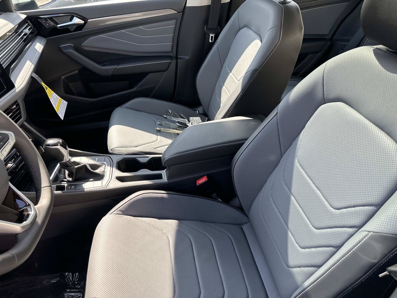 New 2027 Volkswagen Jetta SEL FWD image 24