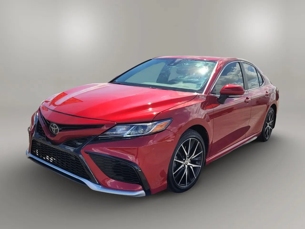 Used 2024 Toyota Camry SE w/ Convenience Package FWD image 16