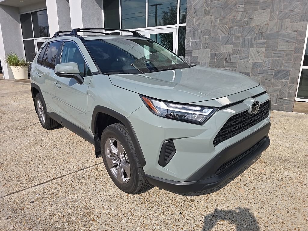 Used 2023 Toyota RAV4 XLE image 4