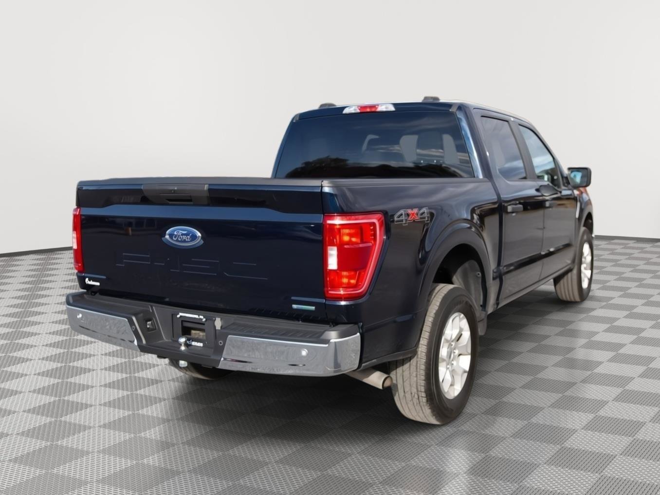 Used 2023 Ford F150 XLT image 8