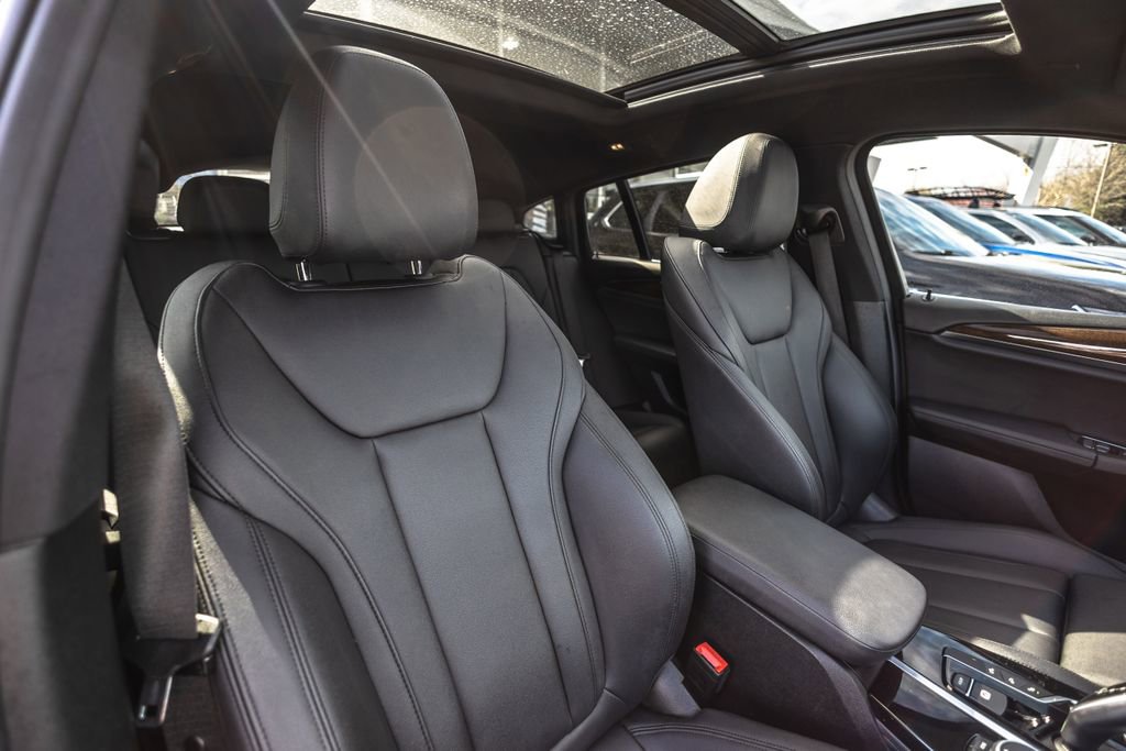 Used 2021 BMW X4 xDrive30i AWD/4WD image 29
