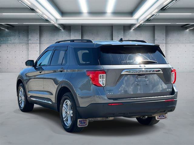 Used 2023 Ford Explorer XLT AWD/4WD image 6