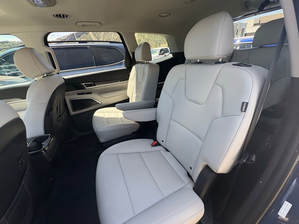 Certified 2024 Kia Telluride S AWD/4WD image 27