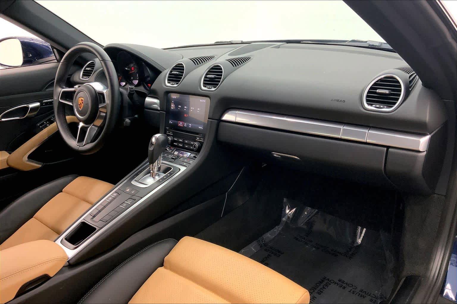 Used 2018 Porsche 718 Cayman RWD image 10