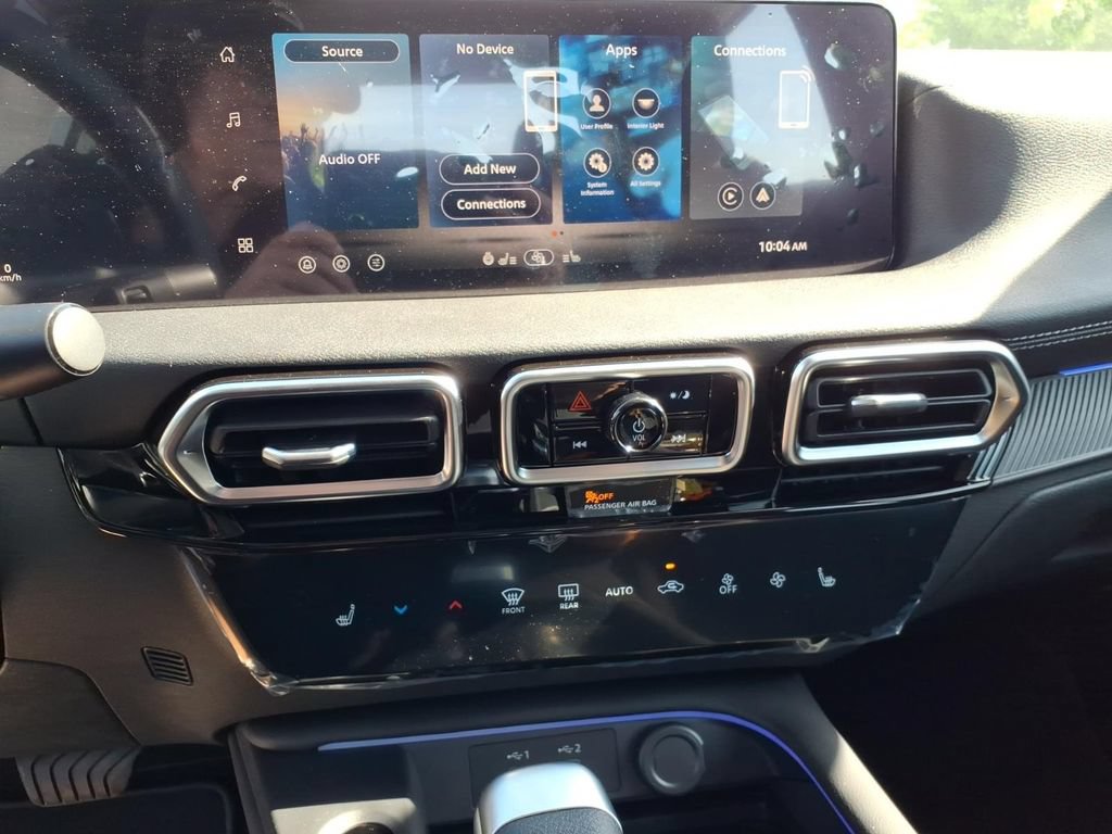 New 2026 Nissan Sentra SV w/ SV Convenience Package FWD image 19
