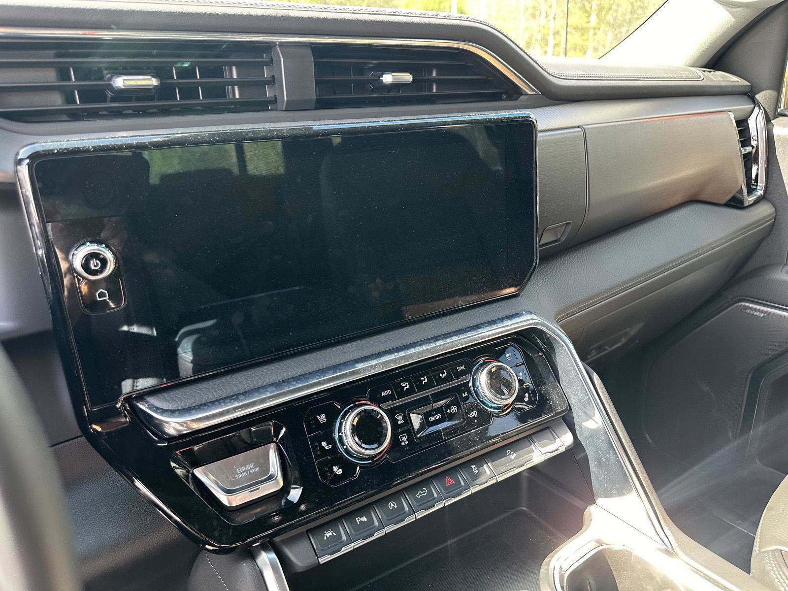 Used 2025 GMC Sierra 1500 Denali w/ Denali Reserve Package image 12