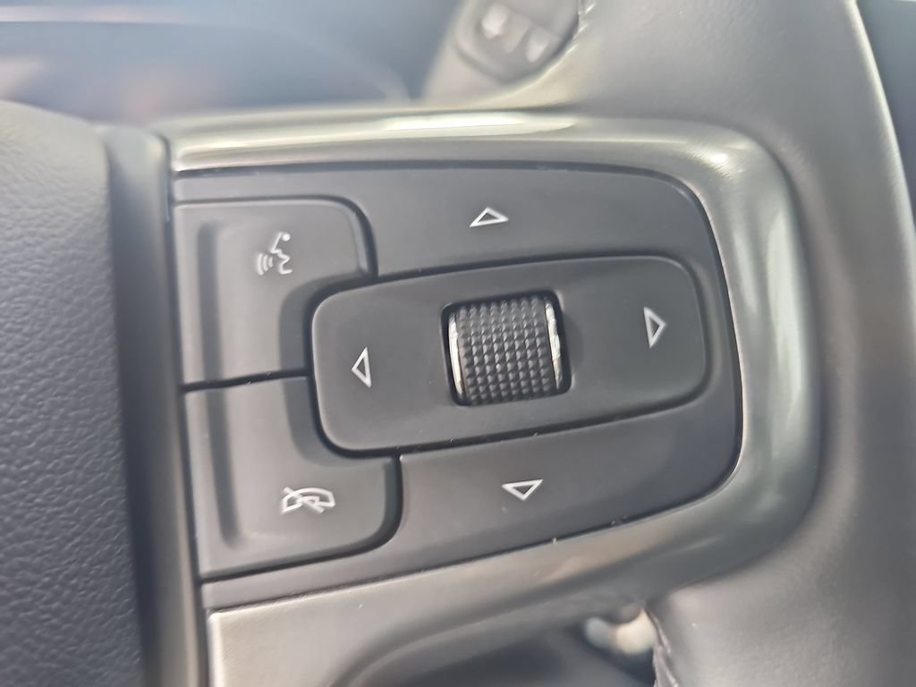 Certified 2025 Chevrolet Silverado 1500 LT AWD/4WD image 22