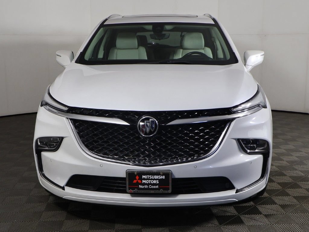 Used 2023 Buick Enclave Avenir w/ Avenir Technology Package AWD/4WD image 15