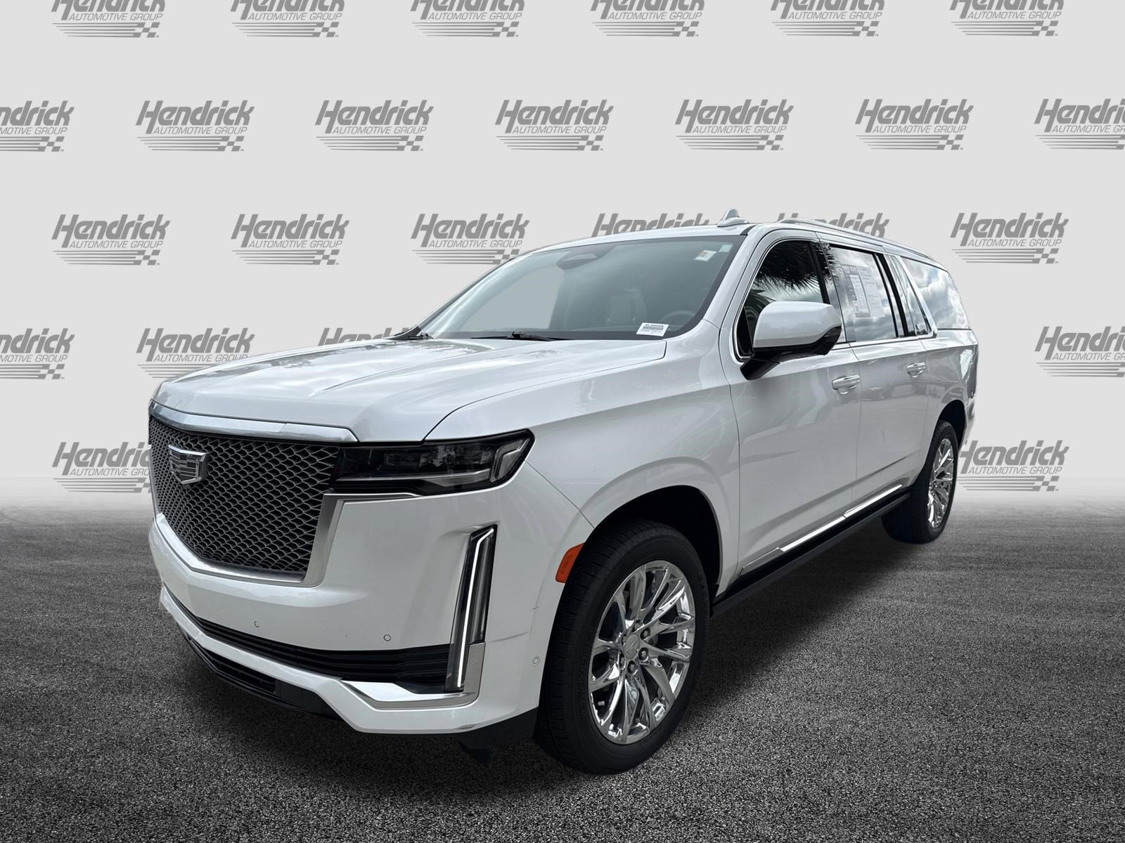 Used 2023 Cadillac Escalade ESV Premium Luxury Platinum w/ LPO, Radiant Package AWD/4WD image 5