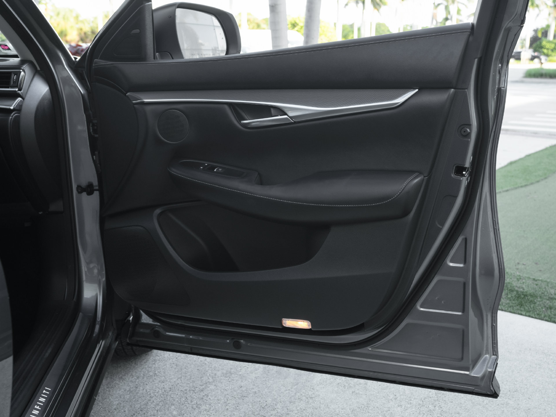 Certified 2023 INFINITI QX50 Luxe FWD image 40