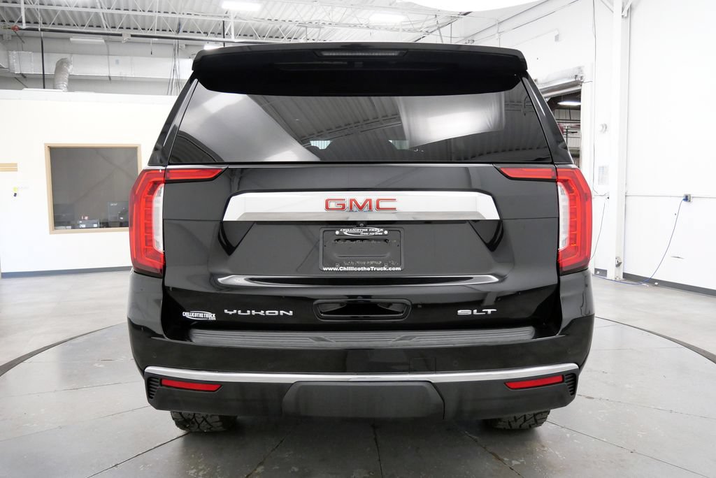 Used 2023 GMC Yukon XL SLT AWD/4WD image 6