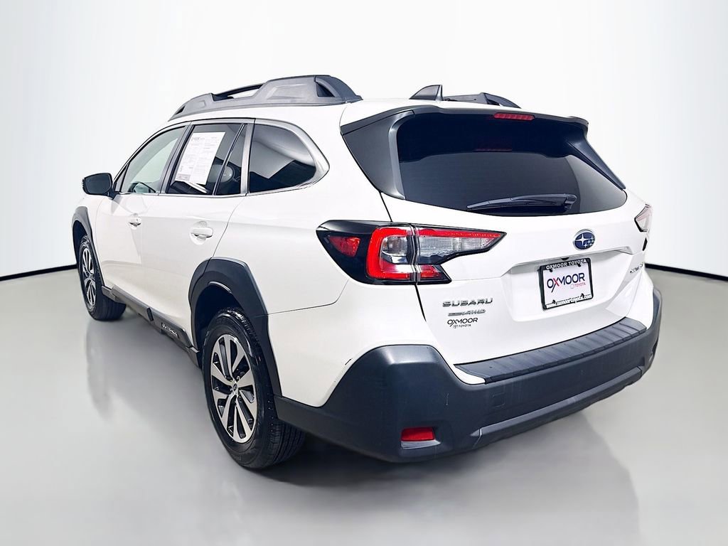 Used 2024 Subaru Outback Premium AWD/4WD image 5
