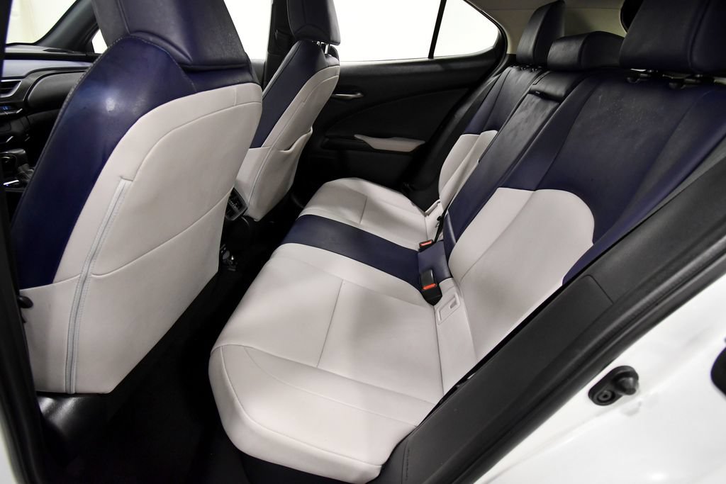 Used 2022 Lexus UX 250h w/ Premium Package AWD/4WD image 15