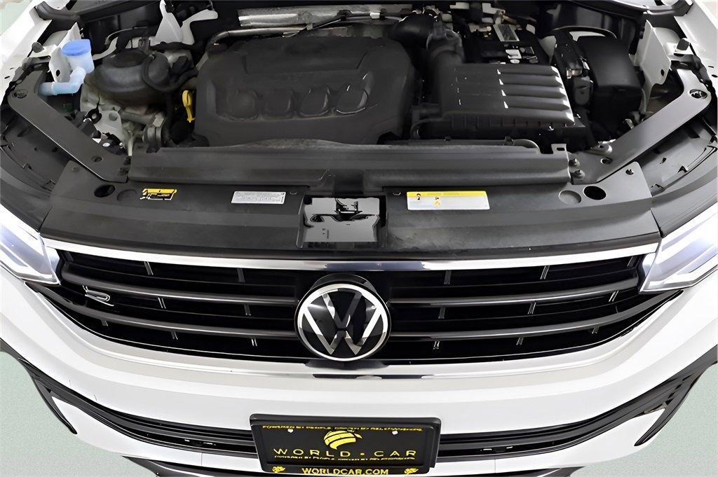 Used 2023 Volkswagen Tiguan SE R-Line image 47