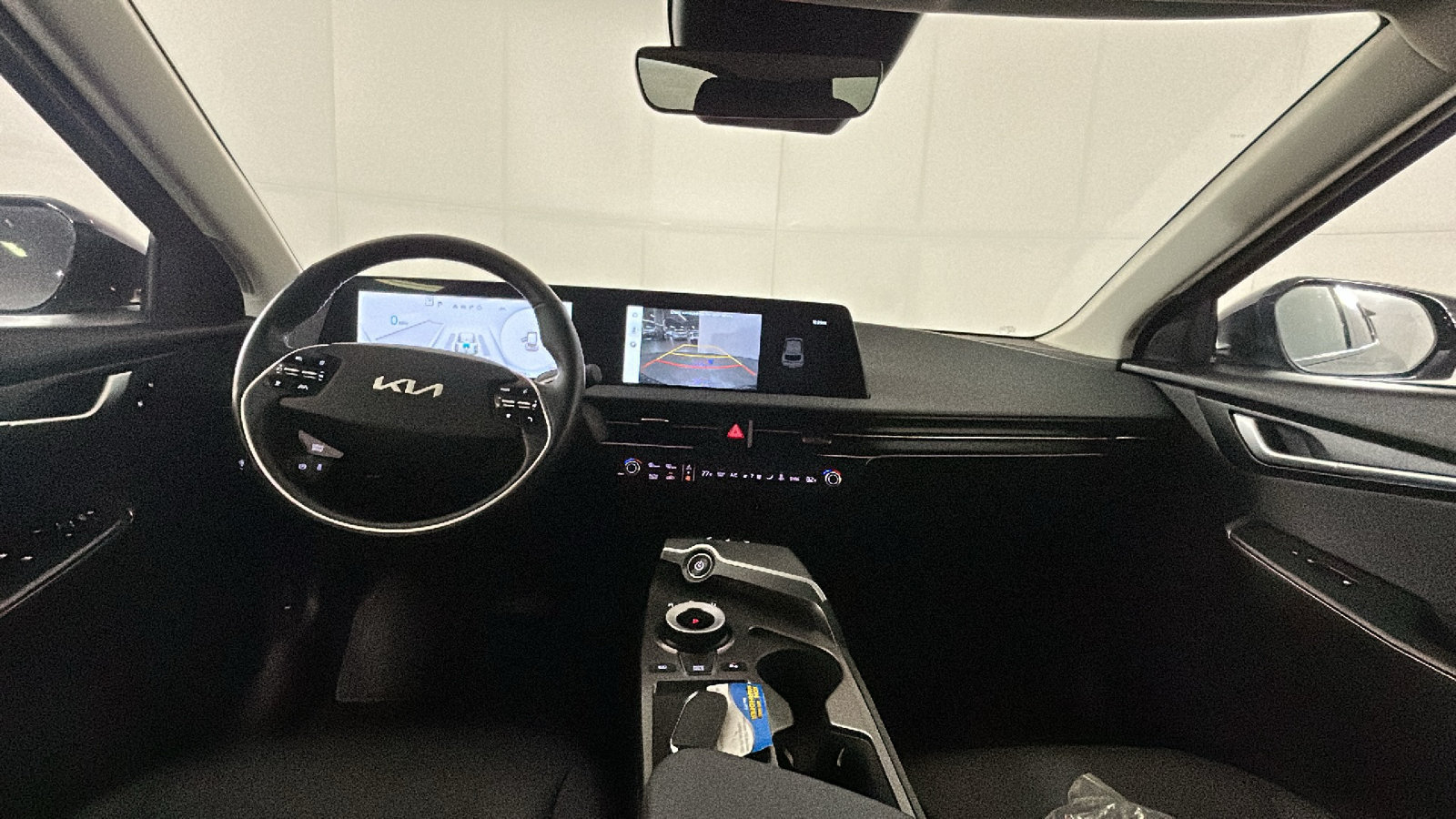 Used 2024 Kia EV6 Light AWD/4WD image 30