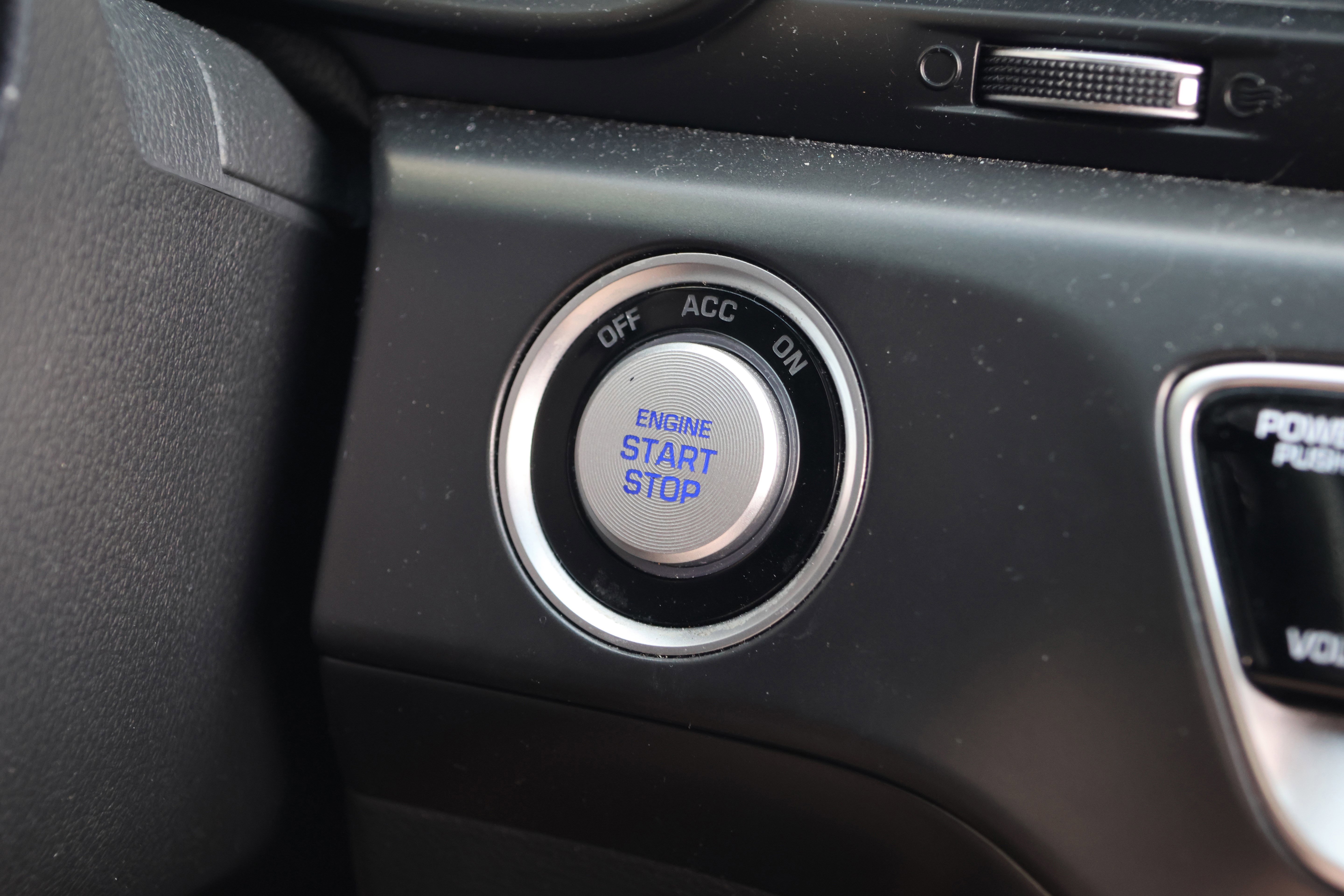 Used 2018 Hyundai Sonata Limited image 32