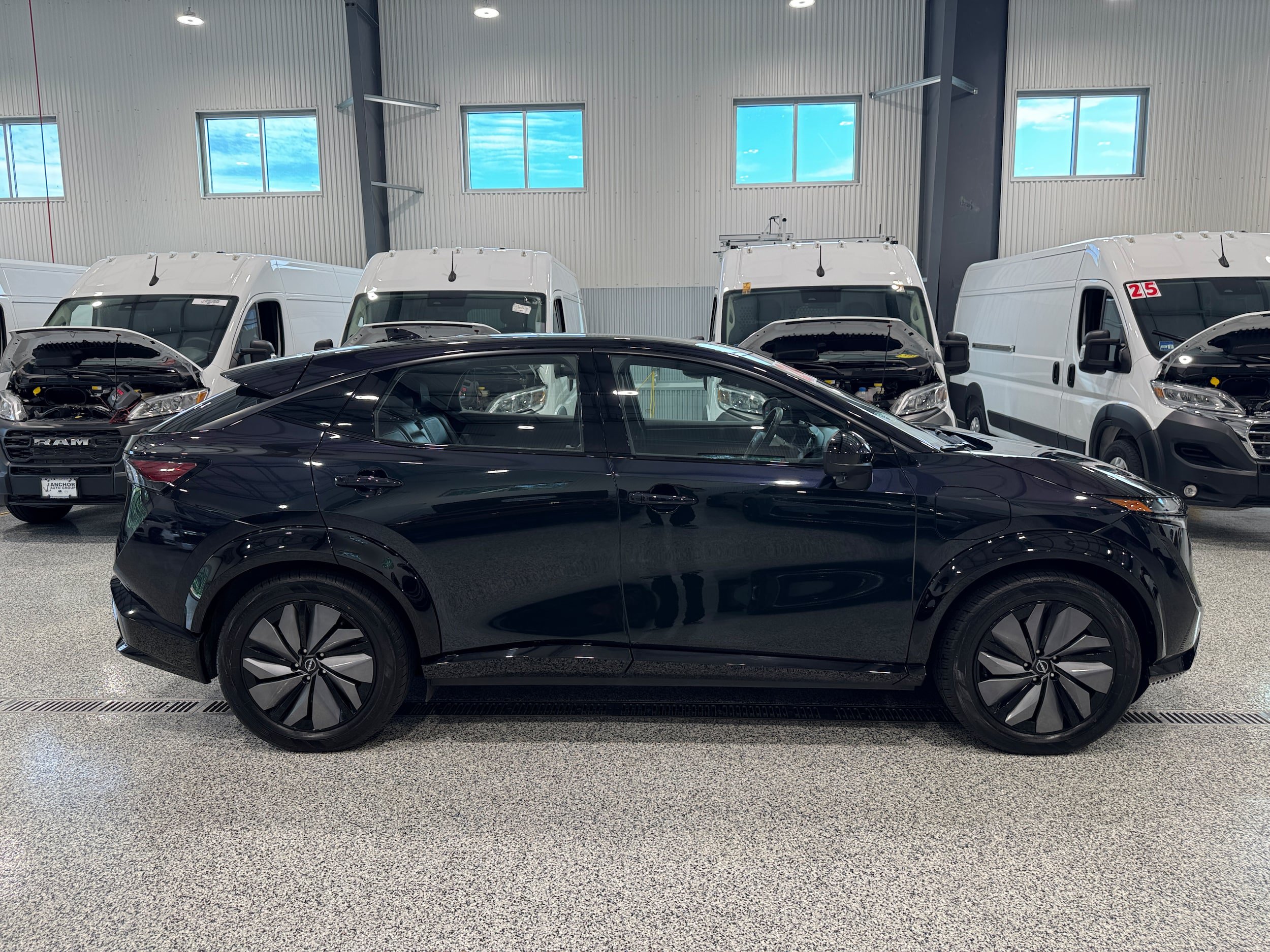 Used 2024 Nissan Ariya AWD image 5